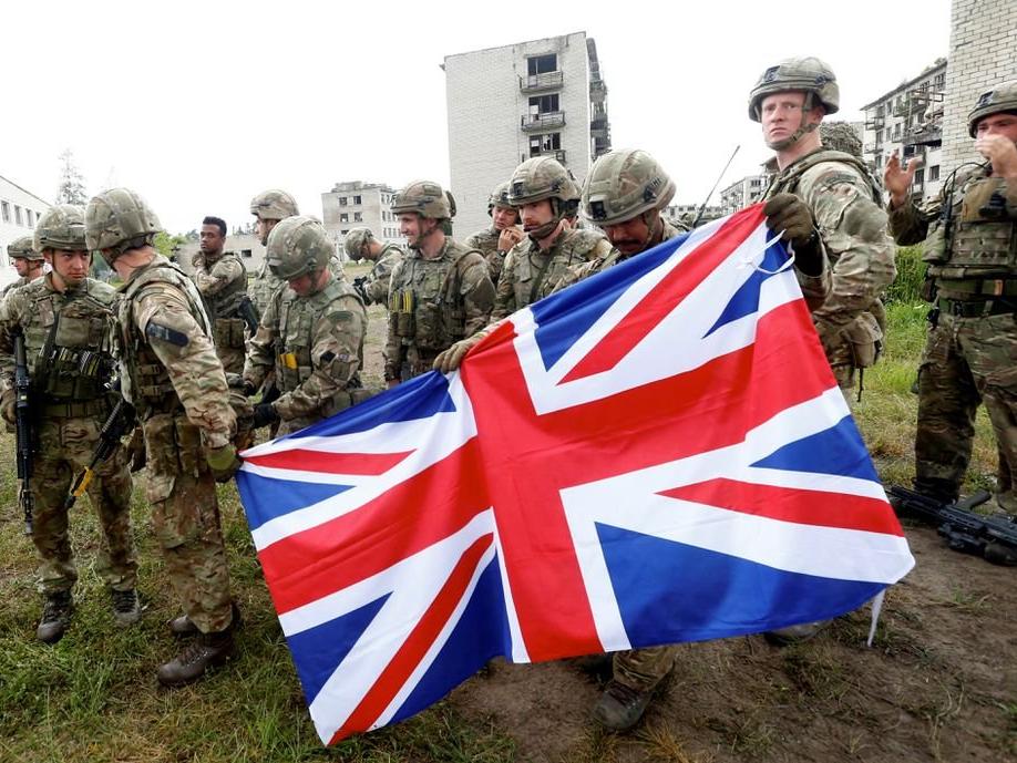 İngiltere ordusundan askerlere 'seks yasağı'