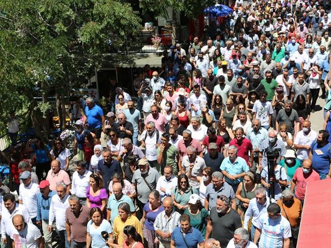 Tunceli'deki festival iptal edildi, protesto yürüyüşü yapıldı