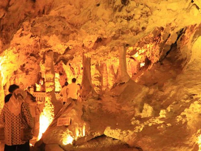 Turizme açılan ilk mağara olan İnsuyu'nun gölleri kurudu