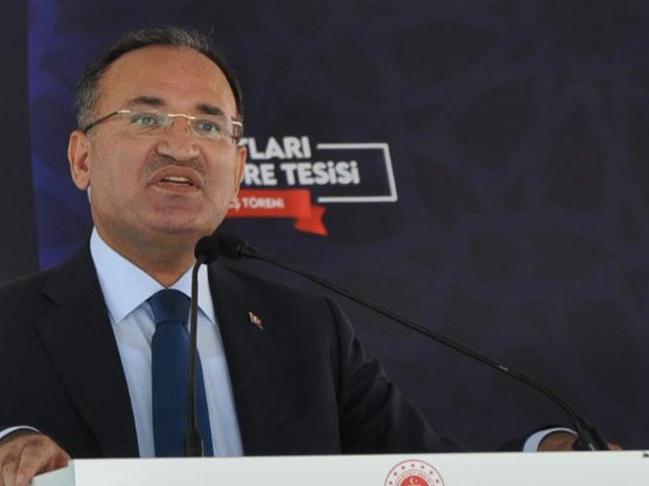 Adalet Bakanı Bozdağ: Cezaevlerimizde ve Türkiye'de işkence yoktur