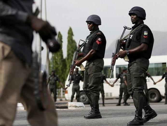 Nijerya’da polis ve sivillere saldırı: 17 ölü