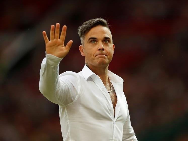 Robbie Williams yeni markasını tanıttı