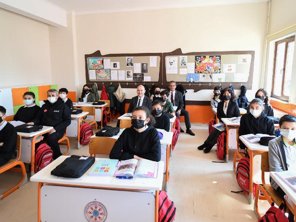 AYM kararı: Zorunlu din dersine 20 bin TL tazminat