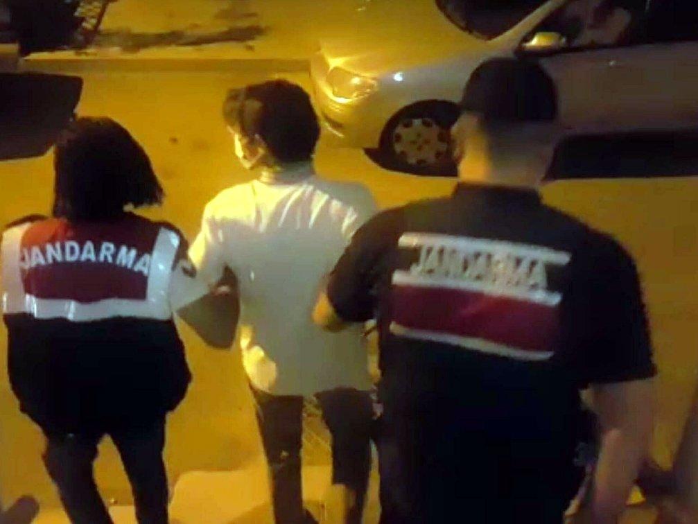 İzmir’de 8 kişiye FETÖ tutuklaması