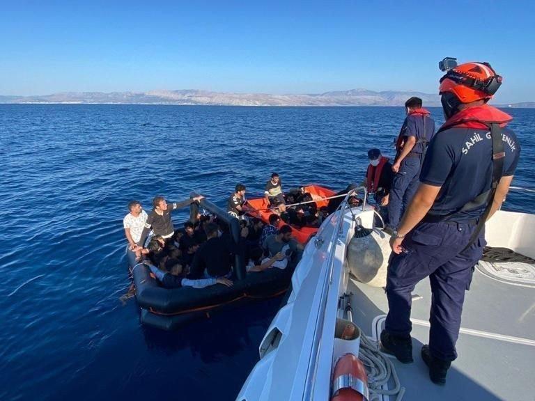 AB, Yunanistan'ın sığınmacıları Türkiye'ye geri itme uygulamasını örtbas etmiş