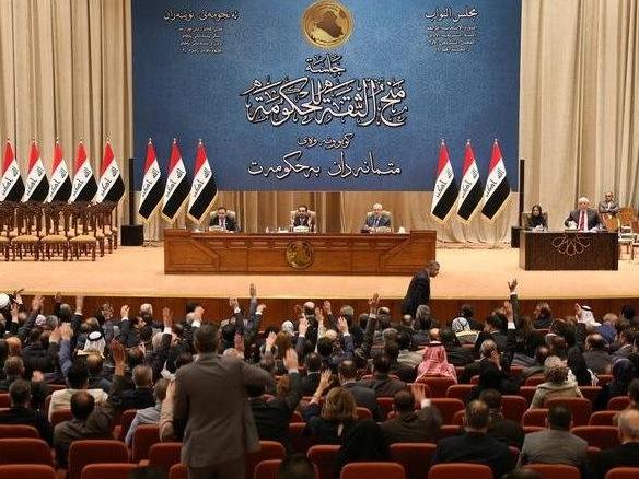 Irak Meclisi'nde oturumlar askıya alındı! Resmi kurumlar tatil edildi