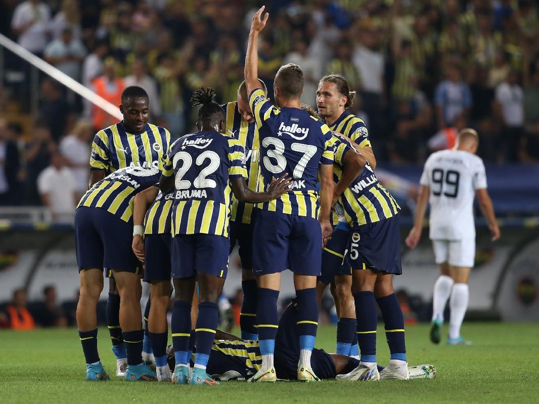 Özlenen Fenerbahçe'nin ayak sesleri!
