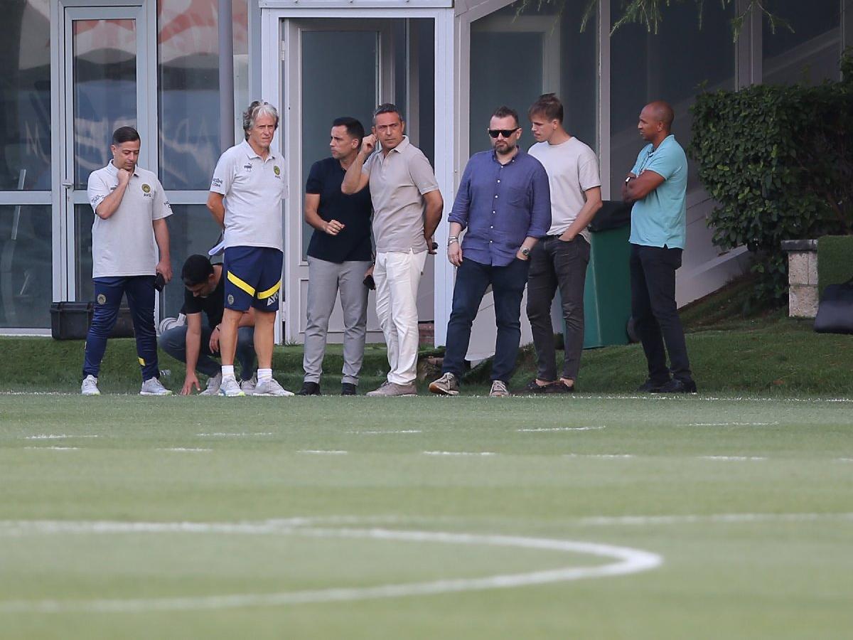 Fenerbahçe Başkanı Ali Koç Samandıra'da