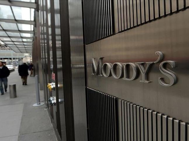 Moody's, İtalya'nın kredi notu görünümünü negatife çevirdi