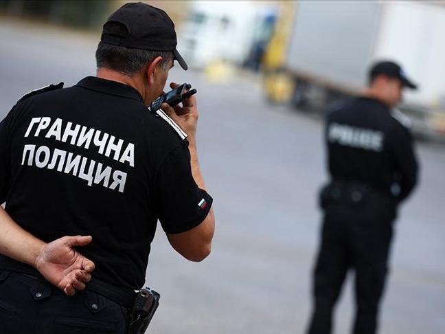 Bulgaristan: Türkiye sınırındaki tır geçişlerindeki sorun çözüldü