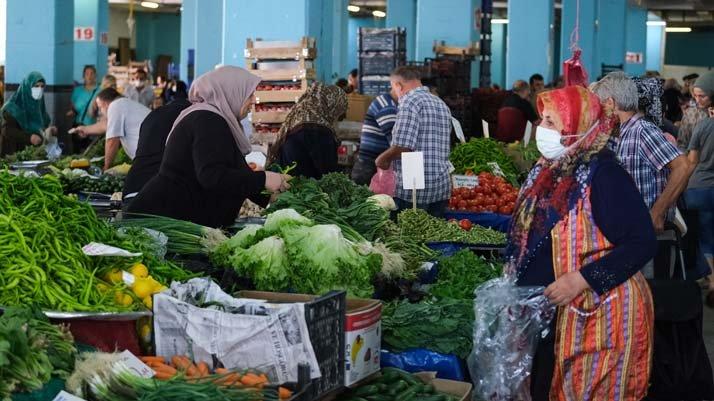 Zamlar altında ezilen vatandaşlardan çağrı: 'İstifa edip gitsinler'