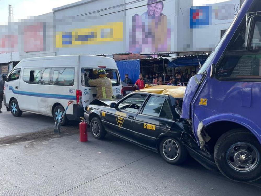 Meksika'da zincirleme trafik kazası: 50 yaralı