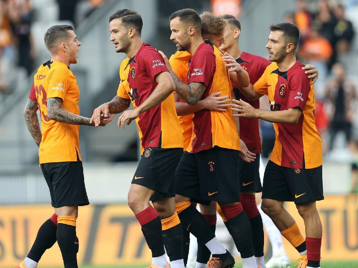 Galatasaray'da 1 yılda büyük değişim! Fatih Terim'den eser kalmadı...