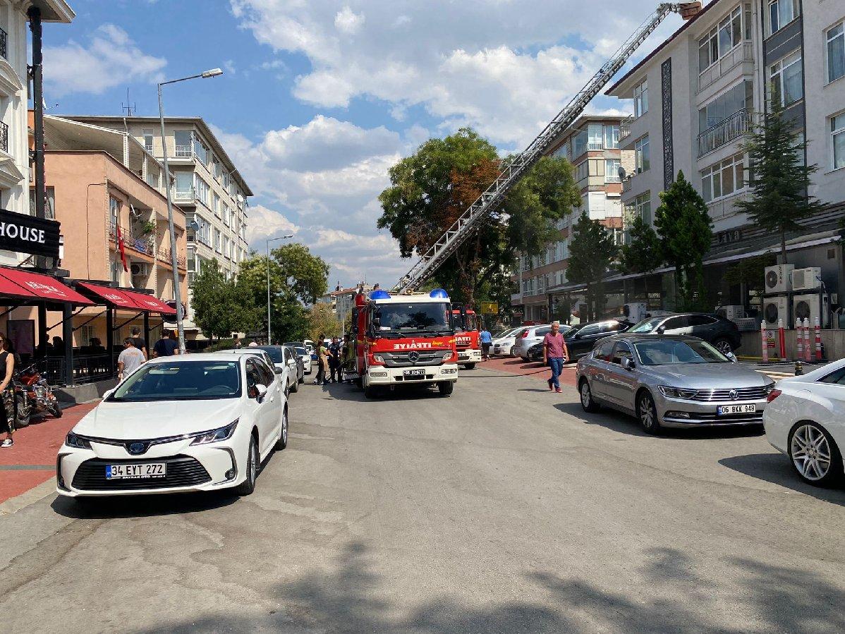 Ankara'da kafe yangını: 5 kişi dumandan etkilendi