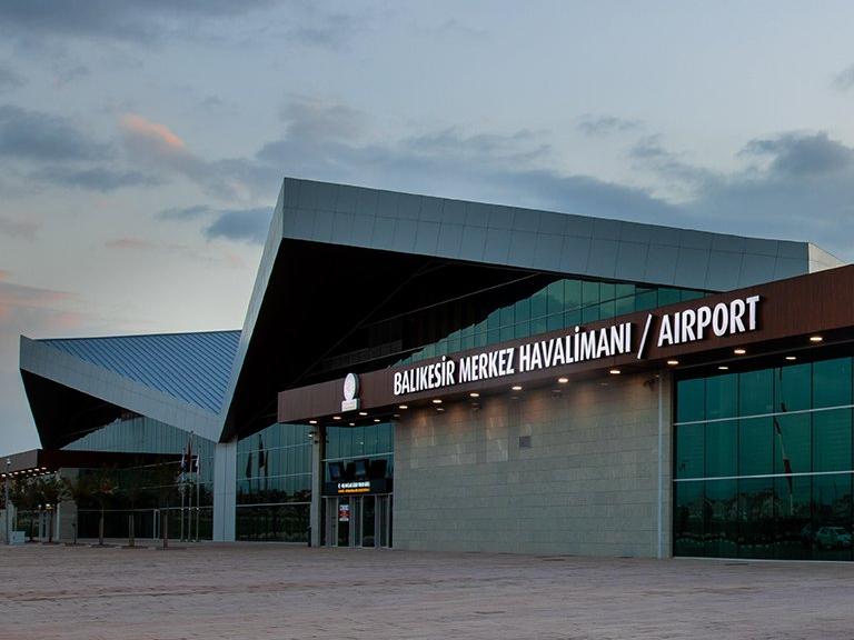 Uçak inmeyen havaalanına 'Ulaşım ve Servis Hizmeti' ihalesi açıldı