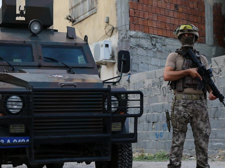 Mersin'de PKK/KCK operasyonu: 8 gözaltı