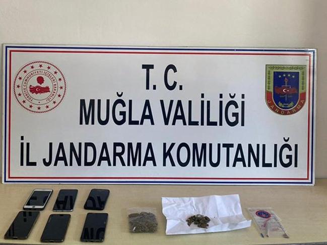 Muğla'da villaya uyuşturucu operasyonu: 6 gözaltı