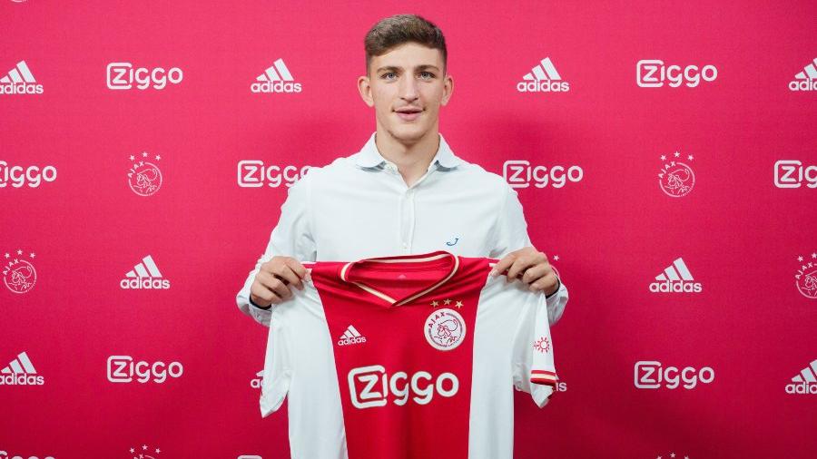 Ajax, Trabzonspor'dan Ahmetcan Kaplan transferini bitirdi
