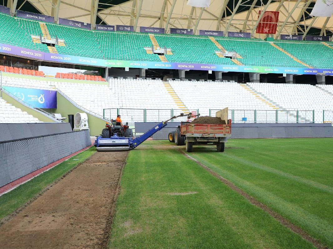 Konyaspor'un stadındaki zemin sorunu için belediye devrede