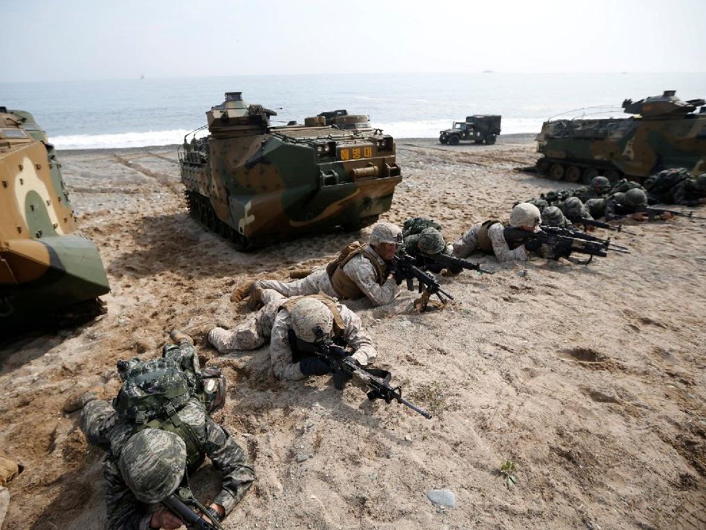 Güney Kore ve ABD, son yılların en büyük askeri tatbikatına başladı