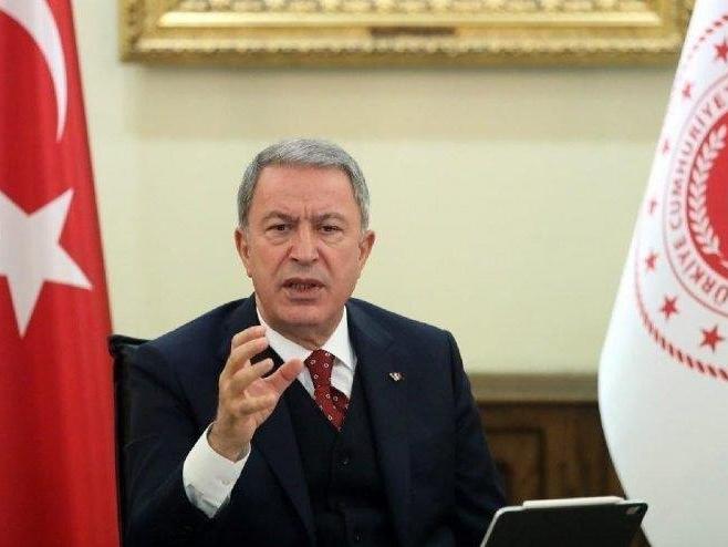 Bakan Akar: Operasyon yapmak, Türkiye'nin en doğal hakkı