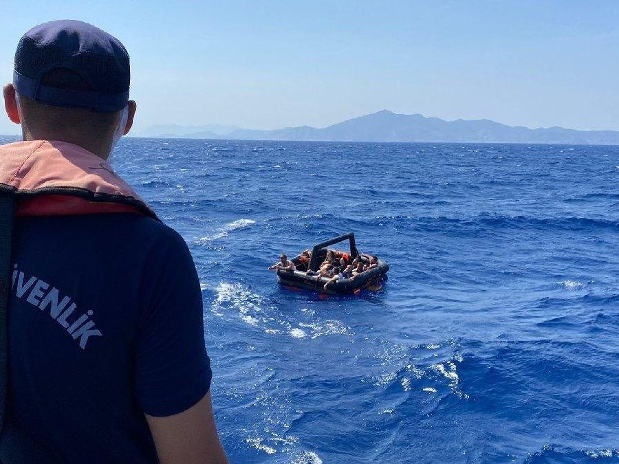 Yunanistan, Türkiye'den girişini engellediği göçmen sayısını açıkladı