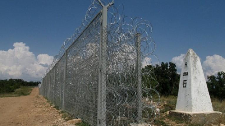 Bulgaristan, kaçak göçmenlere karşı Türkiye sınırında asker sayısını artırıyor