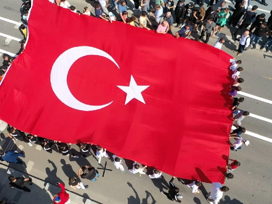 Türkiye, Büyük Zafer'in 100. yıl dönümünü coşkuyla kutluyor