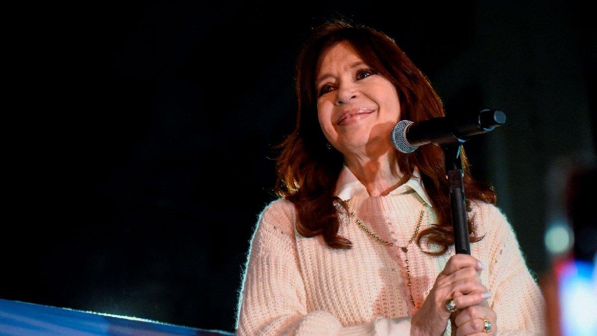 Arjantin'de Cumhurbaşkanı Yardımcısı Kirchner'e silahlı saldırı girişimi