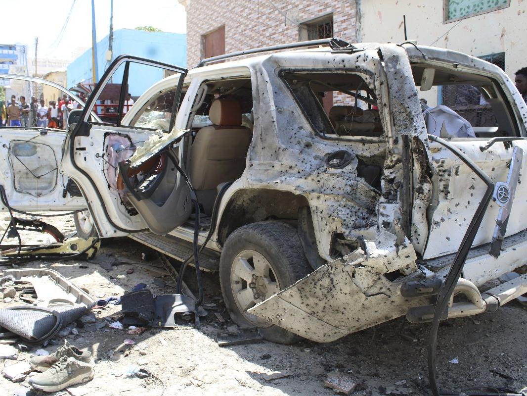Somali'de Eş-Şebab'ın düzenlediği terör saldırısında 20 kişi öldü