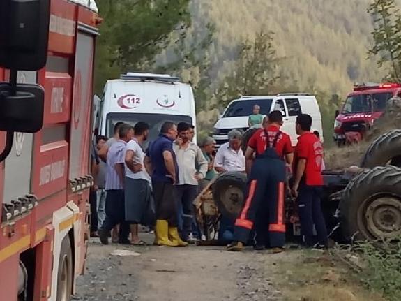 Mersin'de devrilen traktörün altında kalan sürücü yaşamını yitirdi