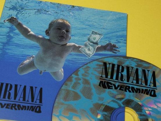 Nirvana müzik grubu, Nevermind albüm kapağı için açılan davayı kazandı