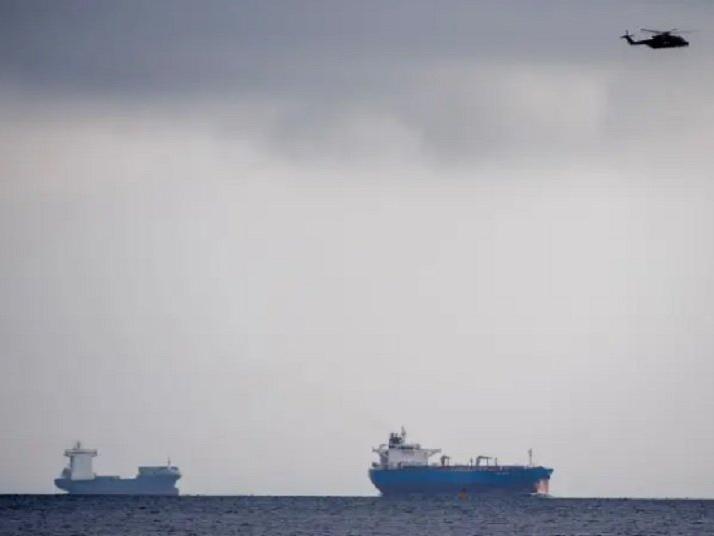 Danimarka açıklarında çarpışan iki gemiden biri battı