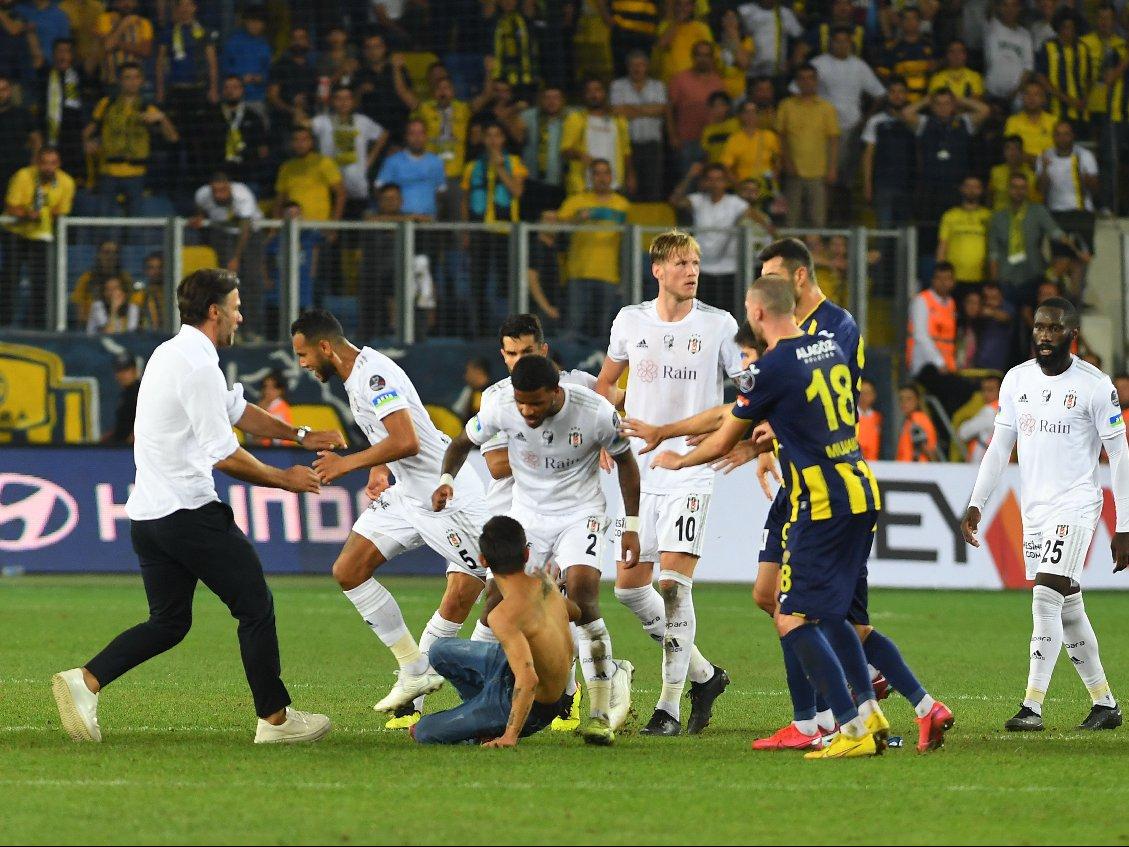 Josef de Souza: Bir futbolcuyu öldürdükleri gün beni hatırlayacaksınız