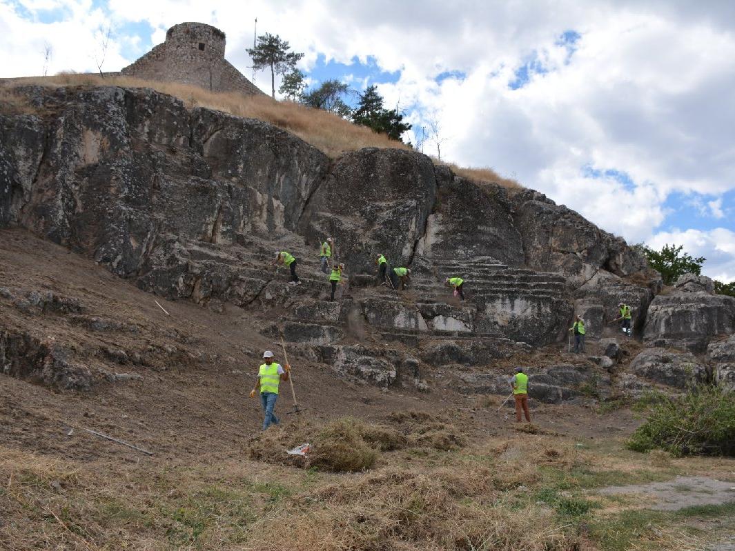 Veni, Vidi, Vici'yle meşhur 4 bin yıllık Zile Kalesi'nde kazı başladı
