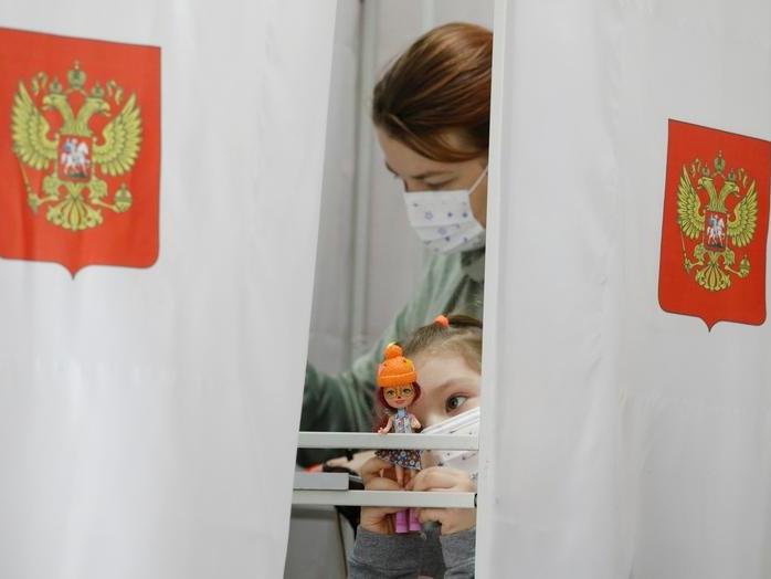 Rusya'nın bazı bölgelerinde yerel seçim düzenleniyor