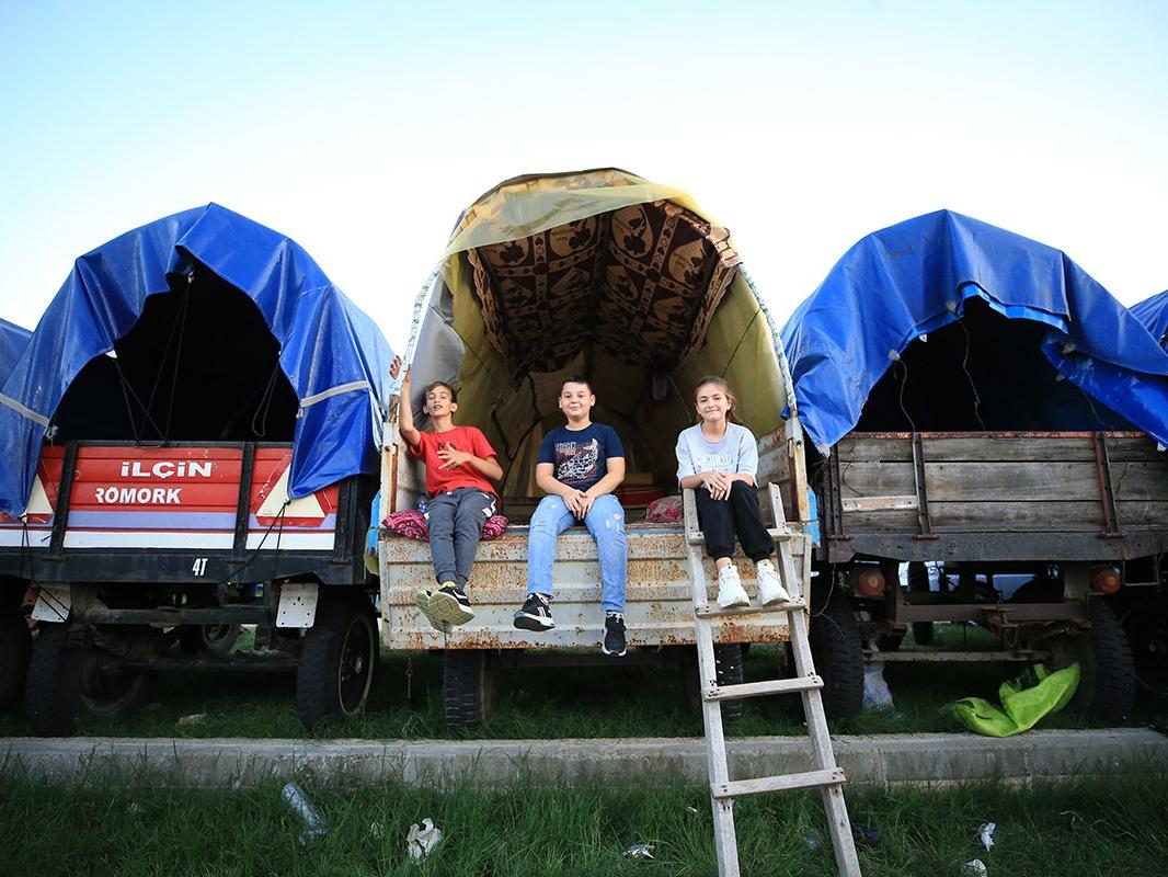 Asırlık panayıra gelenler "römork oteller"de konakladı