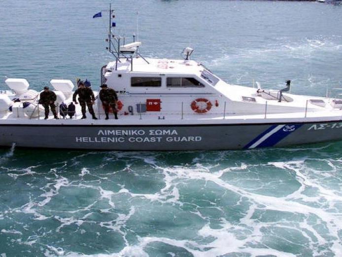 Taciz ateşi açan Yunanistan’dan garip açıklama: Gemi şüpheliydi, havaya uyarı ateşi açıldı