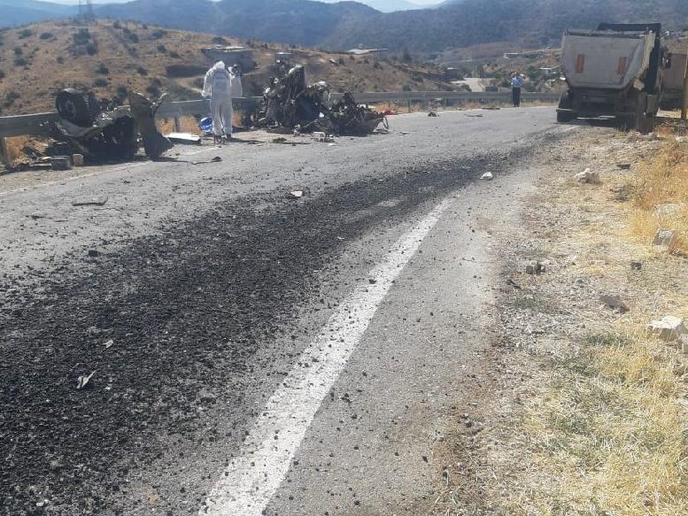 Gaziantep'te trafik kazası: Sürücüler yaşamını yitirdi