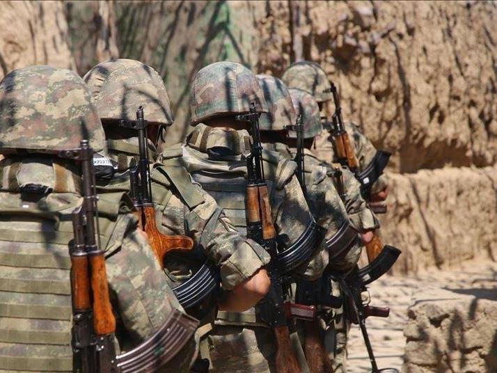 Azerbaycan ölen 32 Ermeni askerinin cesedini teslim etti