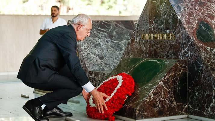 Kılıçdaroğlu, Özal ve Menderes'in anıt mezarlarını ziyaret etti