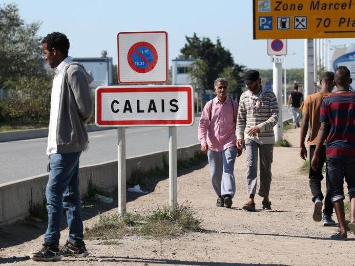 Fransa'da göçmenlere karşı kaya önlemi