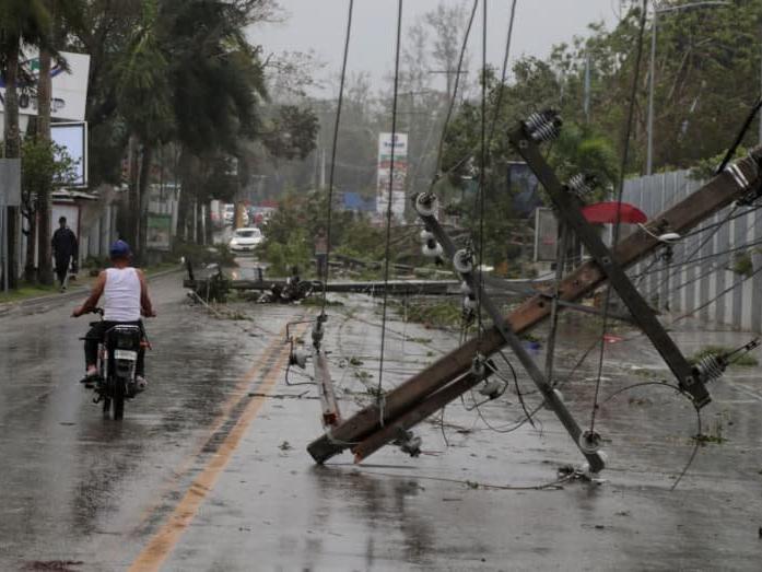 Güney Amerika'yı Fiona Kasırgası vurdu