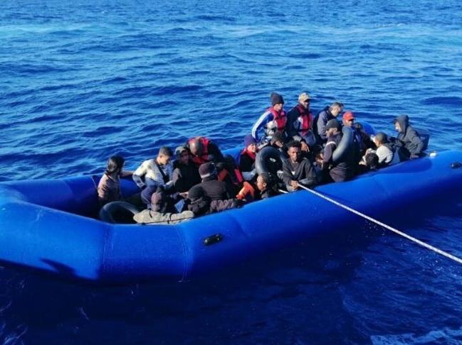 Datça açıklarında 48 kaçak göçmen kurtarıldı