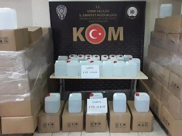 İzmir'de 8 ton etil alkol ele geçirildi