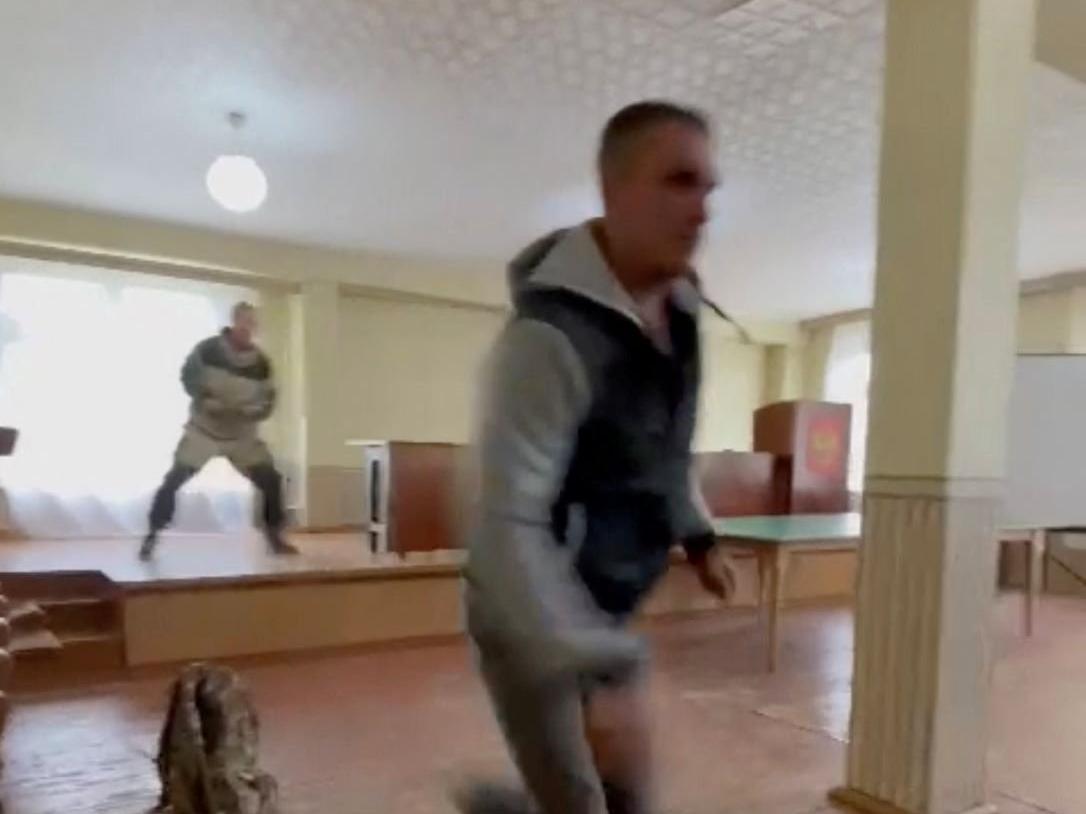 Seferberlik karşıtı Rus, komutanı vurdu: Kimse bir yere gitmiyor