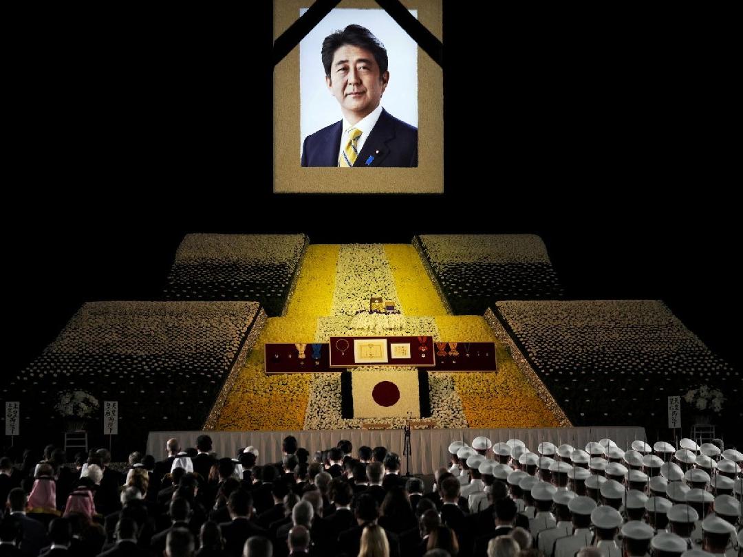 Japonya'da eski Başbakan Abe için devlet töreni: Kraliçe'nin cenazesinden bile pahalı