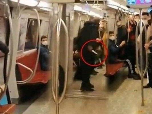 Kadıköy'de metrodaki bıçaklı saldırgan için istenen ceza belli oldu