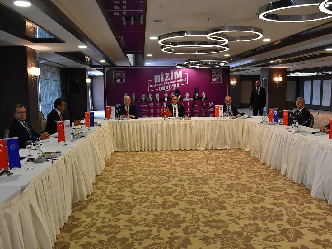 CHP'li büyükşehir belediye başkanları ortak bildiri açıkladı