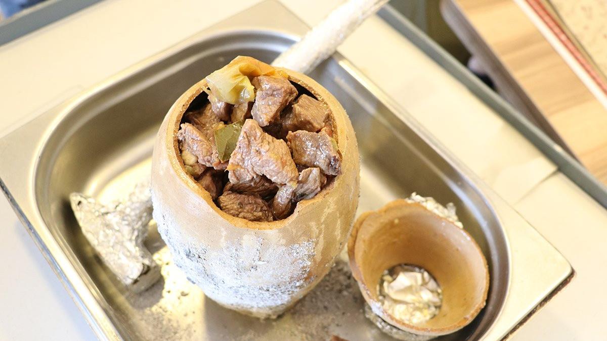 Testi kebabında Nevşehir ile Yozgat'ın lezzet rekabeti sürüyor